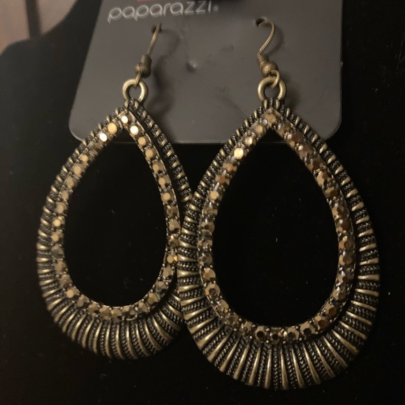 Right As REIGN Brass Earrings - Picture 2 of 3